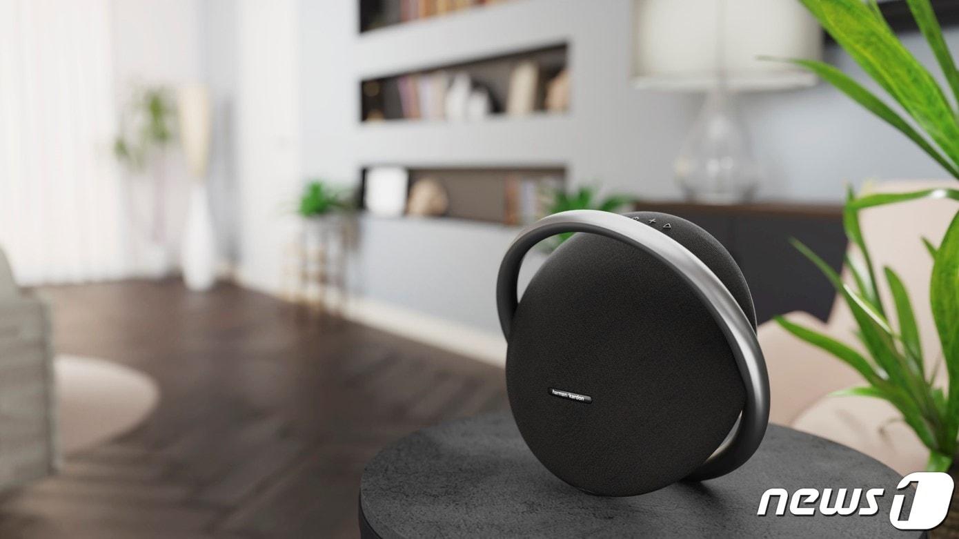 본문 이미지 - 하만카돈 'ONYX STUDIO 7'. (하만 인터내셔널 제공)ⓒ 뉴스1