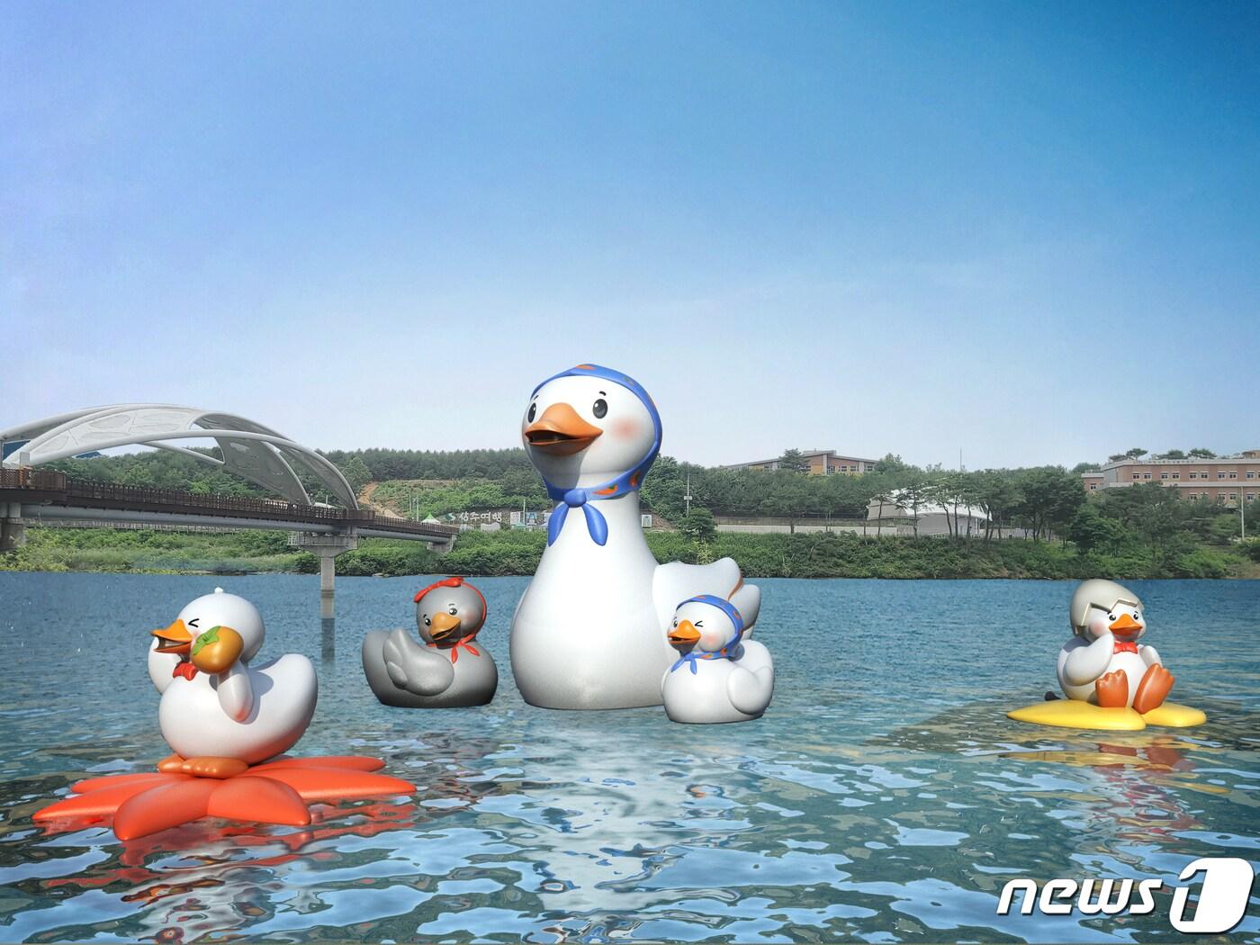 본문 이미지 - 낙동강 물에 떠있는 초대형 오리 조형물.(상주시 제공)ⓒ 뉴스1