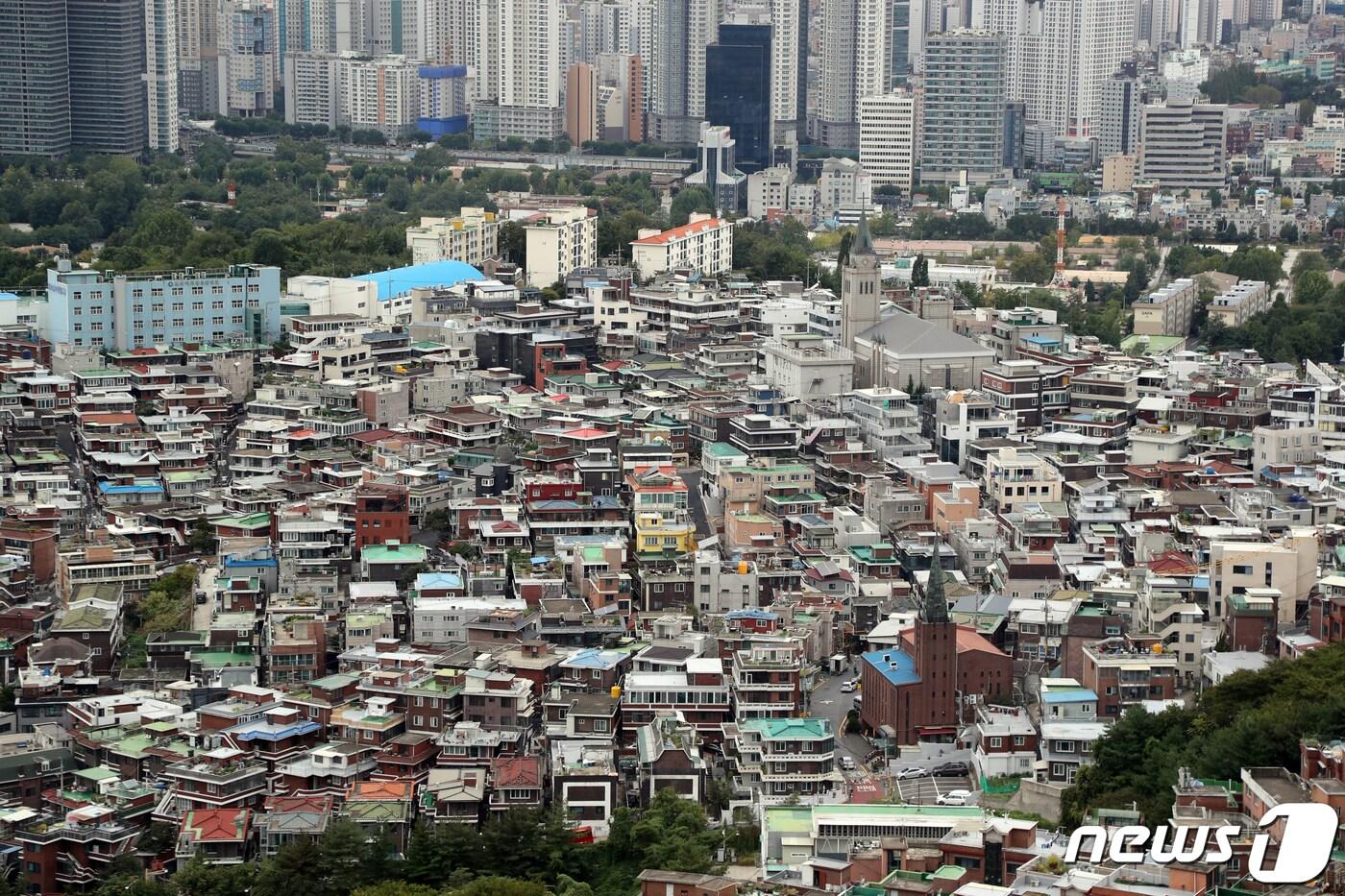 본문 이미지 - 서울시내 빌라촌의 모습. 2021.9.28/뉴스1 ⓒ News1 황기선 기자