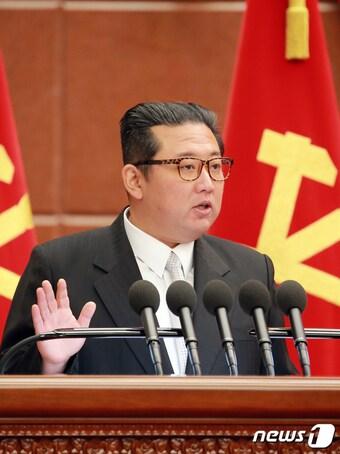 본문 이미지 - (평양 노동신문=뉴스1) = 김정은 북한 조선노동당 총비서. [국내에서만 사용가능. 재배포 금지. DB 금지. For Use Only in the Republic of Korea. Redistribution Prohibited] rodongphoto@news1.kr