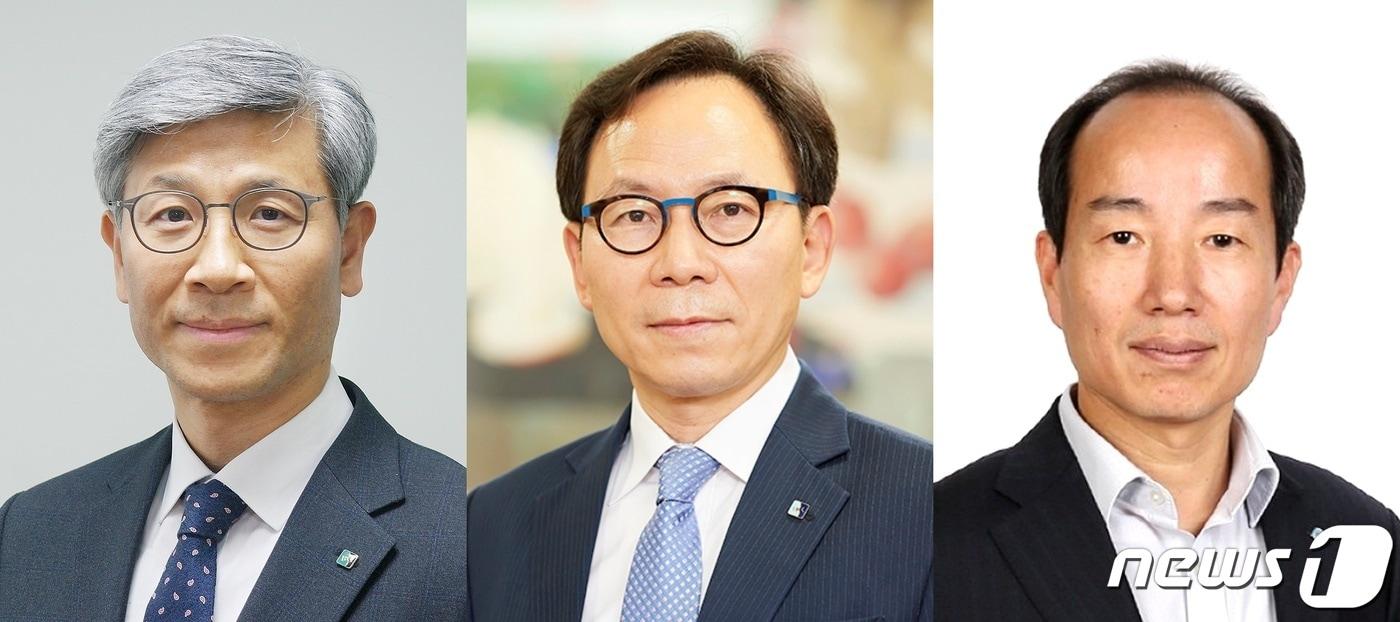 본문 이미지 - (왼쪽부터) 임문택·최광진·권용대 기업은행 신임 부행장ⓒ 뉴스1