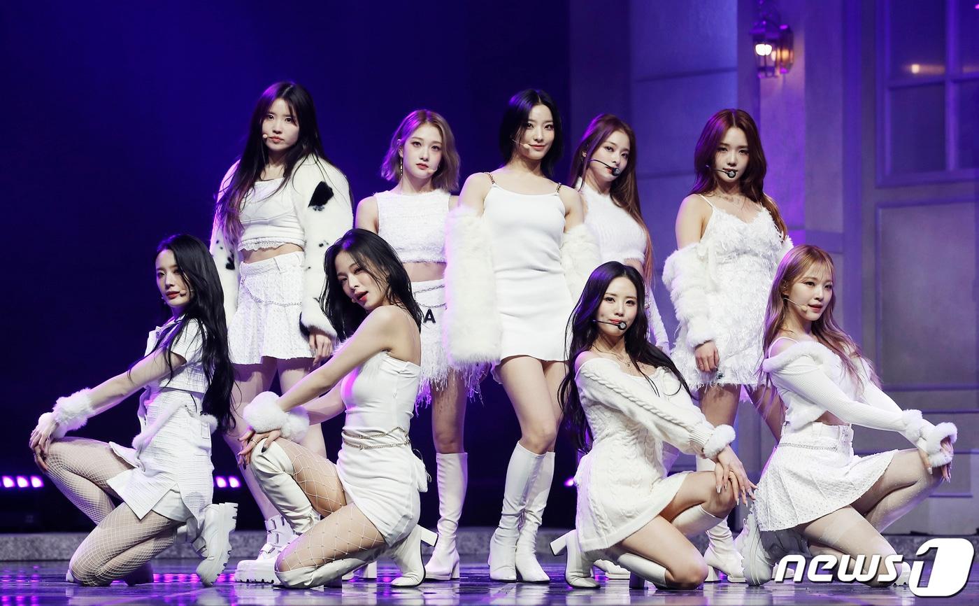 본문 이미지 - 프로미스나인 ⓒ News1 권현진 기자