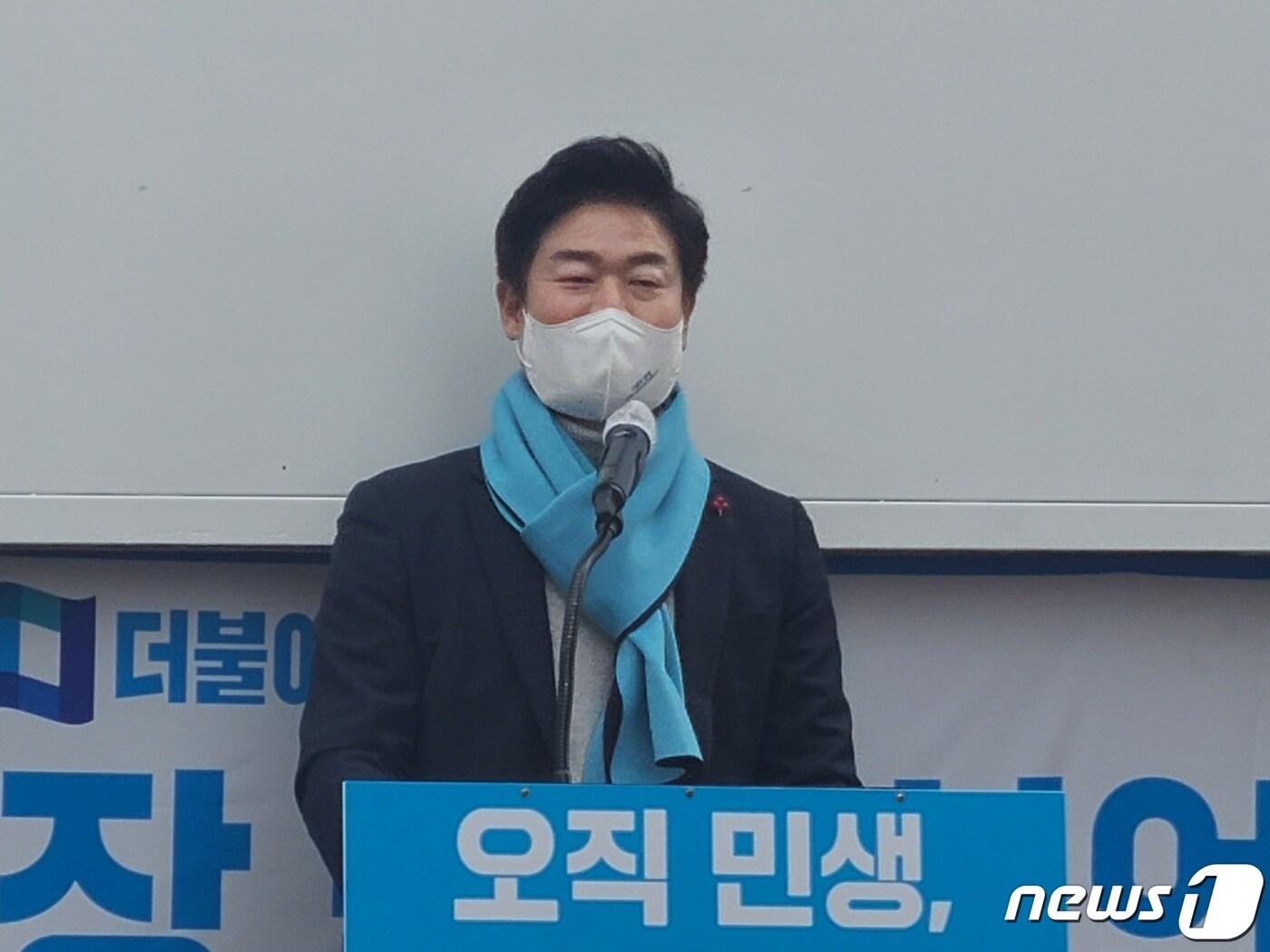 본문 이미지 - 구자열 전 강원도지사 비서실장 원주시장 출마 기자회견.2022.1.23/뉴스1