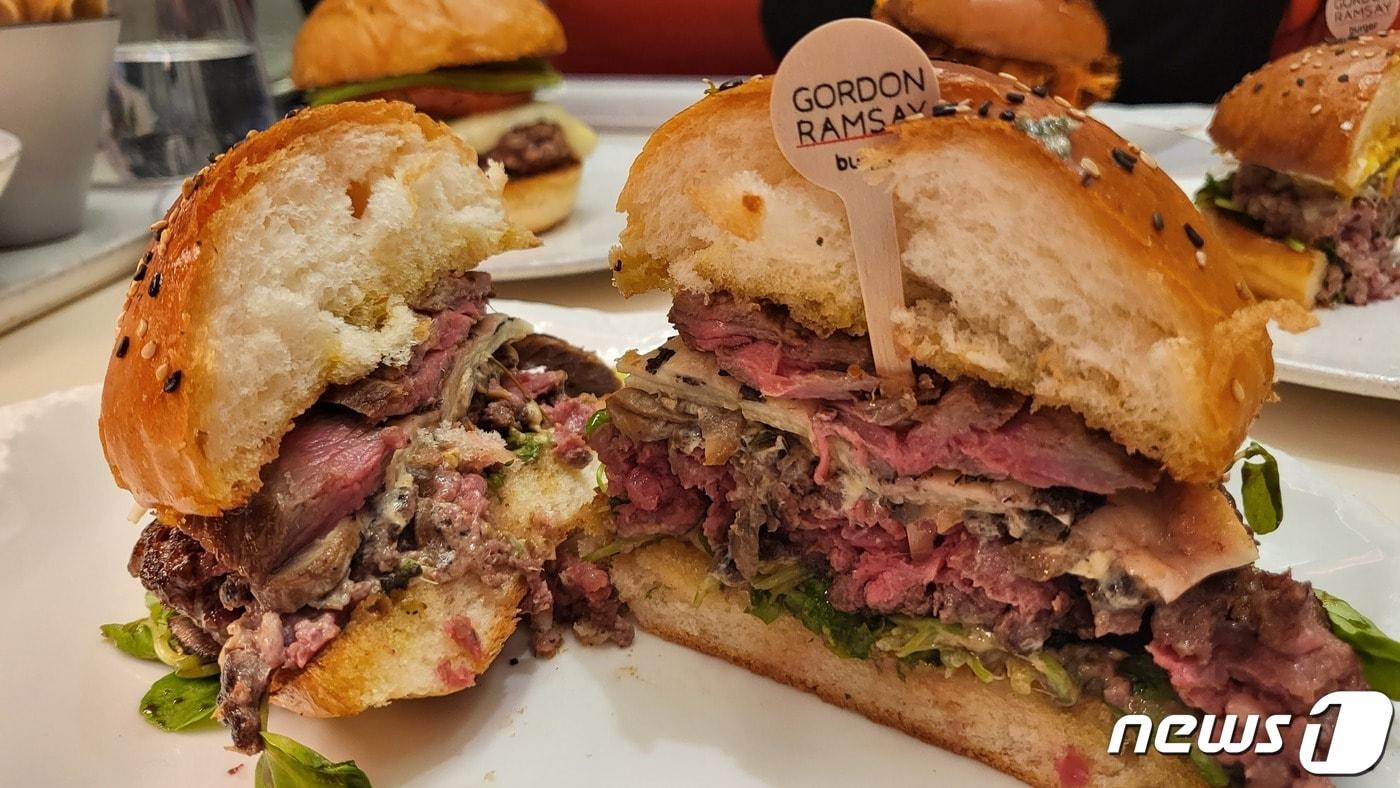 고든램지버거 '1966버거'   2022.1.6 ⓒ 뉴스1 이비슬 기자