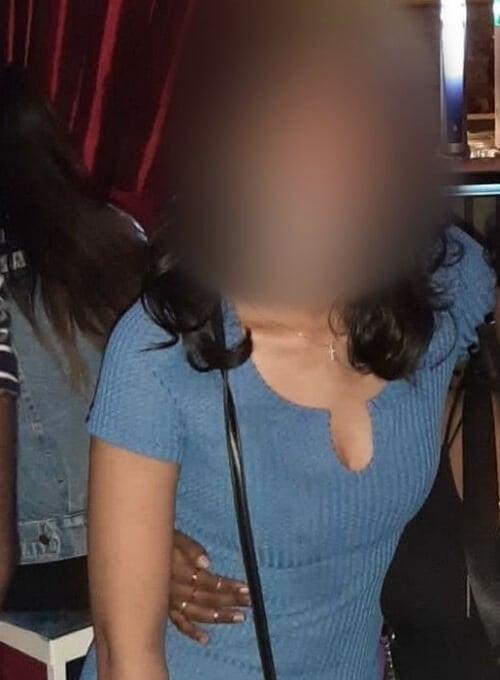 본문 이미지 - 진단서를 제출했다가 반려당한 말레이시아 간호사의 복장. ⓒ 뉴스1