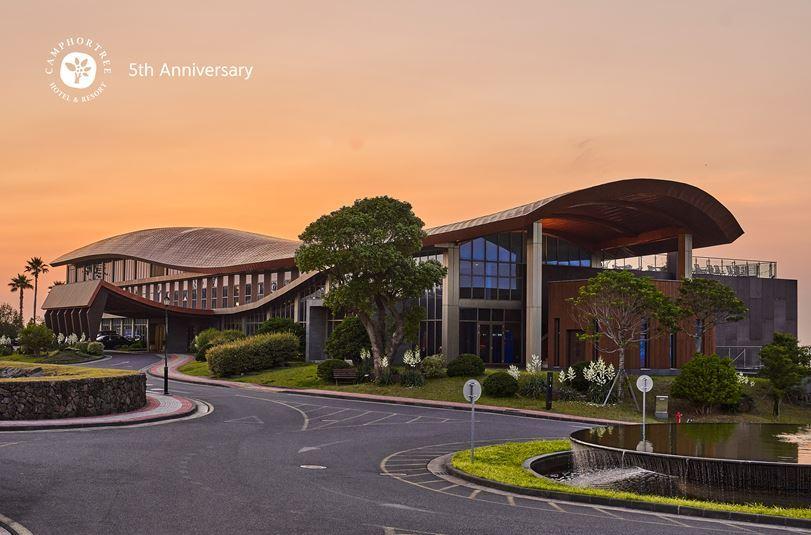 본문 이미지 - 캠퍼트리 호텔앤리조트 전경.(캠퍼트리 호텔앤리조트 제공)