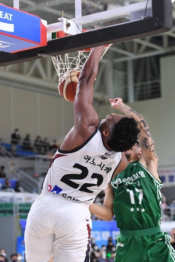 본문 이미지 - 수원 KT 아노시케(KBL 제공) 