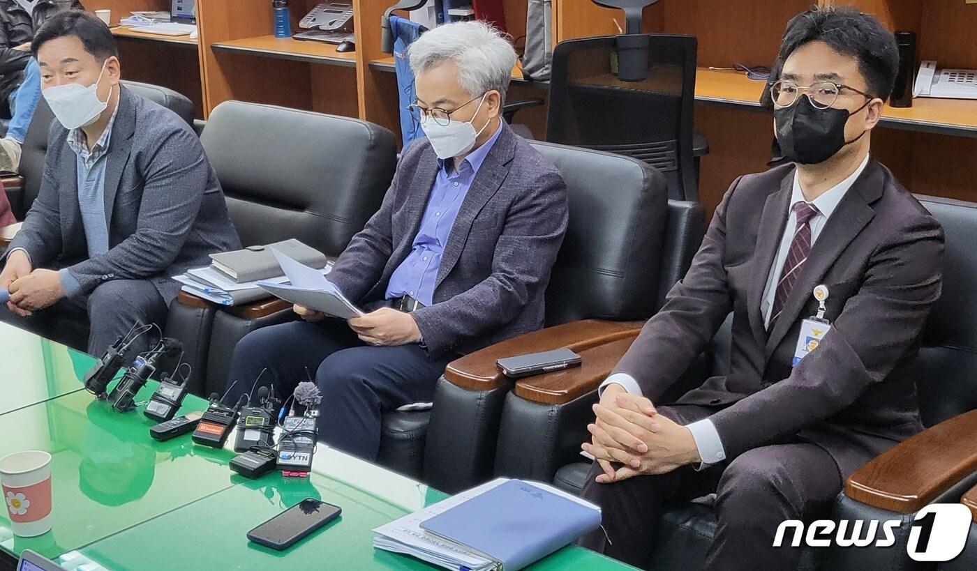 본문 이미지 - 전북경찰청 반부패경제범죄수사대는 24일 "지난 군산시장 선거 과정에서 불거진 '돈봉투 살포 의혹'과 관련, 6명을 입건해 조사하고 있다"며 "조만간 사건을 송치할 예정"이라고 밝혔다.2022.10.24/뉴스1
