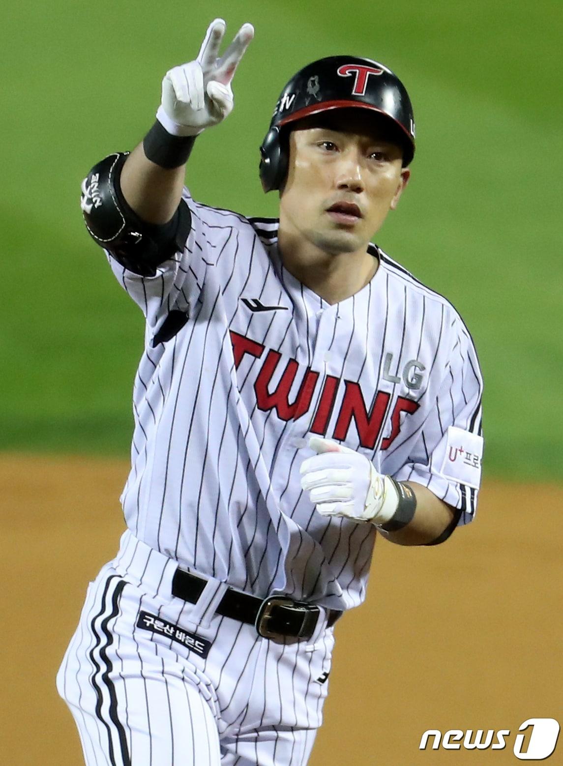 본문 이미지 - LG 서건창. 2022.10.24/뉴스1 ⓒ News1 민경석 기자