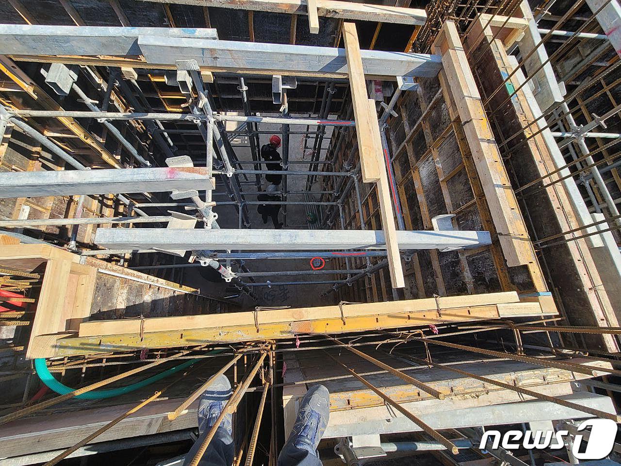 본문 이미지 - 사고 현장 2022.10.25/뉴스1 ⓒ News1 공정식 기자