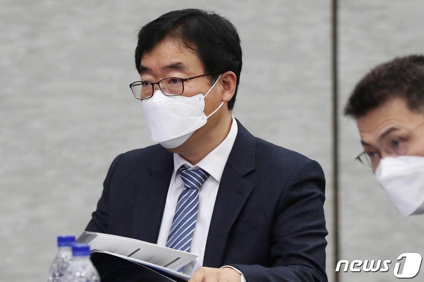 본문 이미지 - 윤광일 농식품부 농촌재생에너지팀장이 27일 서울 중구 은행회관에서 열린 '2022 뉴스1 미래 에너지 포럼'에 참석해 발표를 앞두고 있다. 2022.10.27/뉴스1 ⓒ News1 민경석 기자