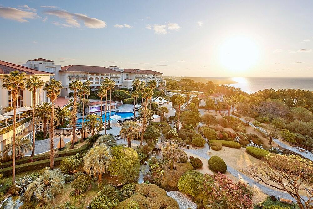 본문 이미지 - 가을 제주신라호텔 전경(호텔신라 제공)