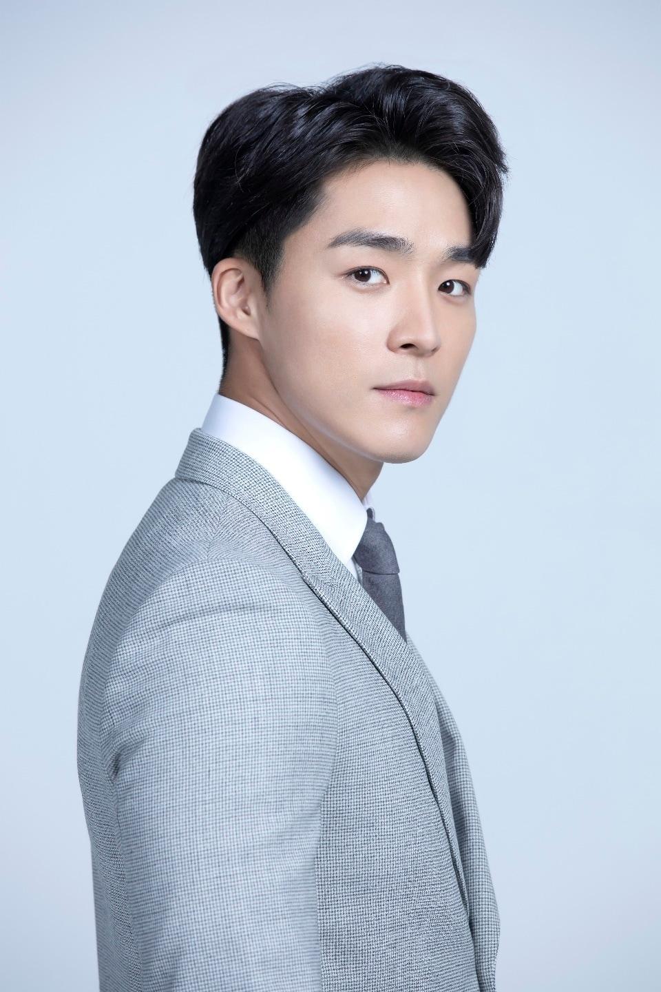 본문 이미지 - 배우 서하준/ 사진제공=블레스이엔티