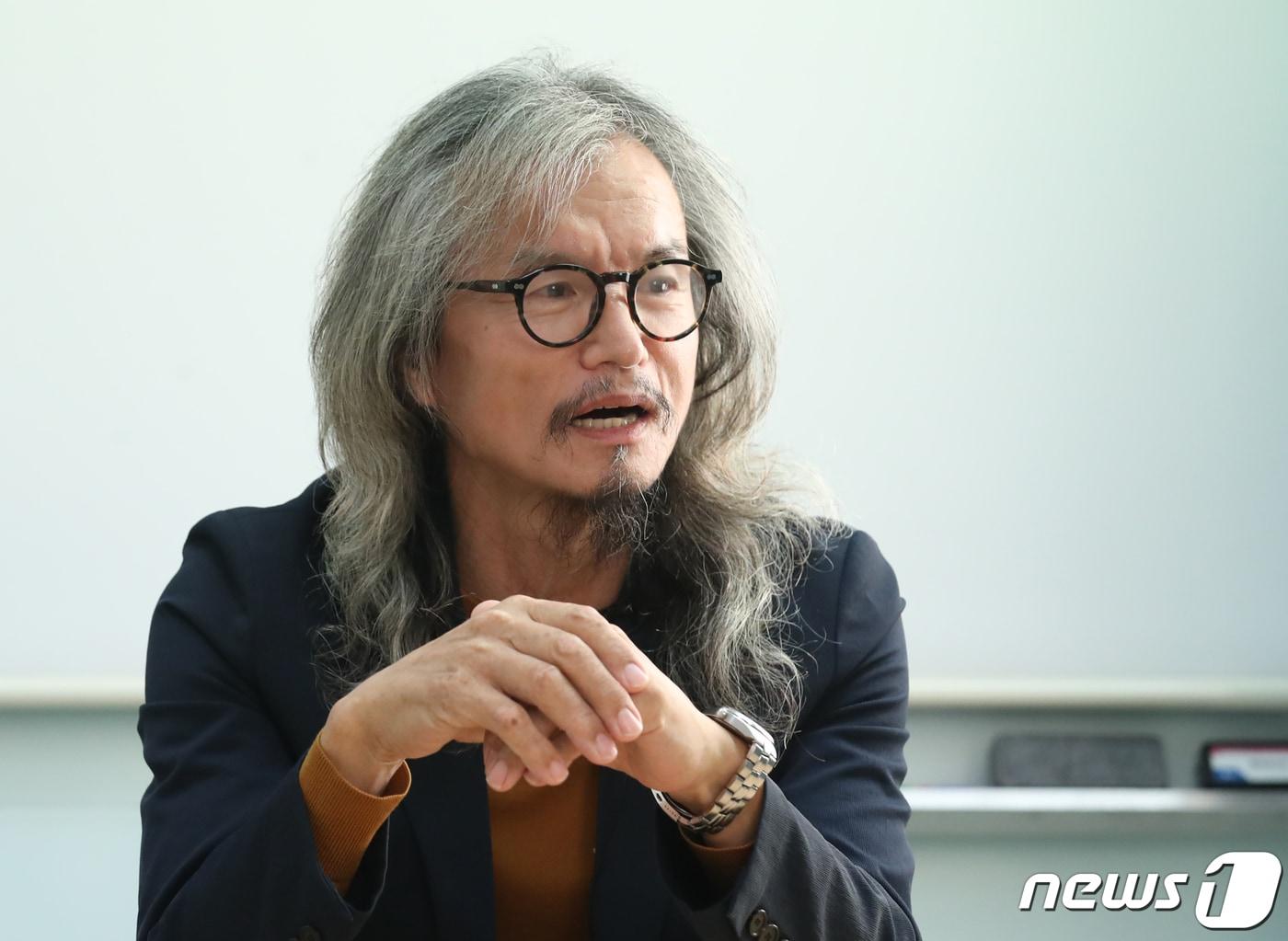 본문 이미지 - 서울시 택시정책과장을 지낸 공무원 출신 택시 기사 양완수씨가 7일 오후 서울 종로구 뉴스1 본사에서 인터뷰를 하고 있다. 2022.10.7/뉴스1 ⓒ News1 송원영 기자