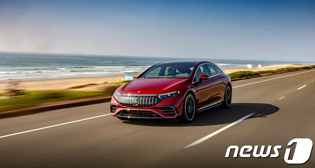 본문 이미지 - 더 뉴 메르세데스-AMG EQS 53 4MATIC+