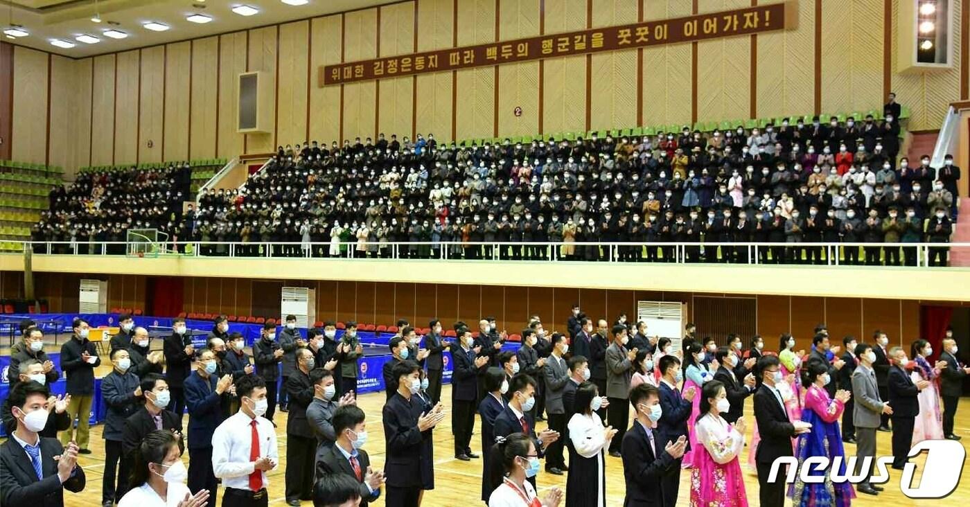 본문 이미지 - (평양 노동신문=뉴스1) = 작년 11월16일 열린 북한의 '2022년 장애자 및 애호가 체육경기대회' 개막식. [국내에서만 사용가능. 재배포 금지. DB 금지. For Use Only in the Republic of Korea. Redistribution Prohibited] rodongphoto@news1.kr