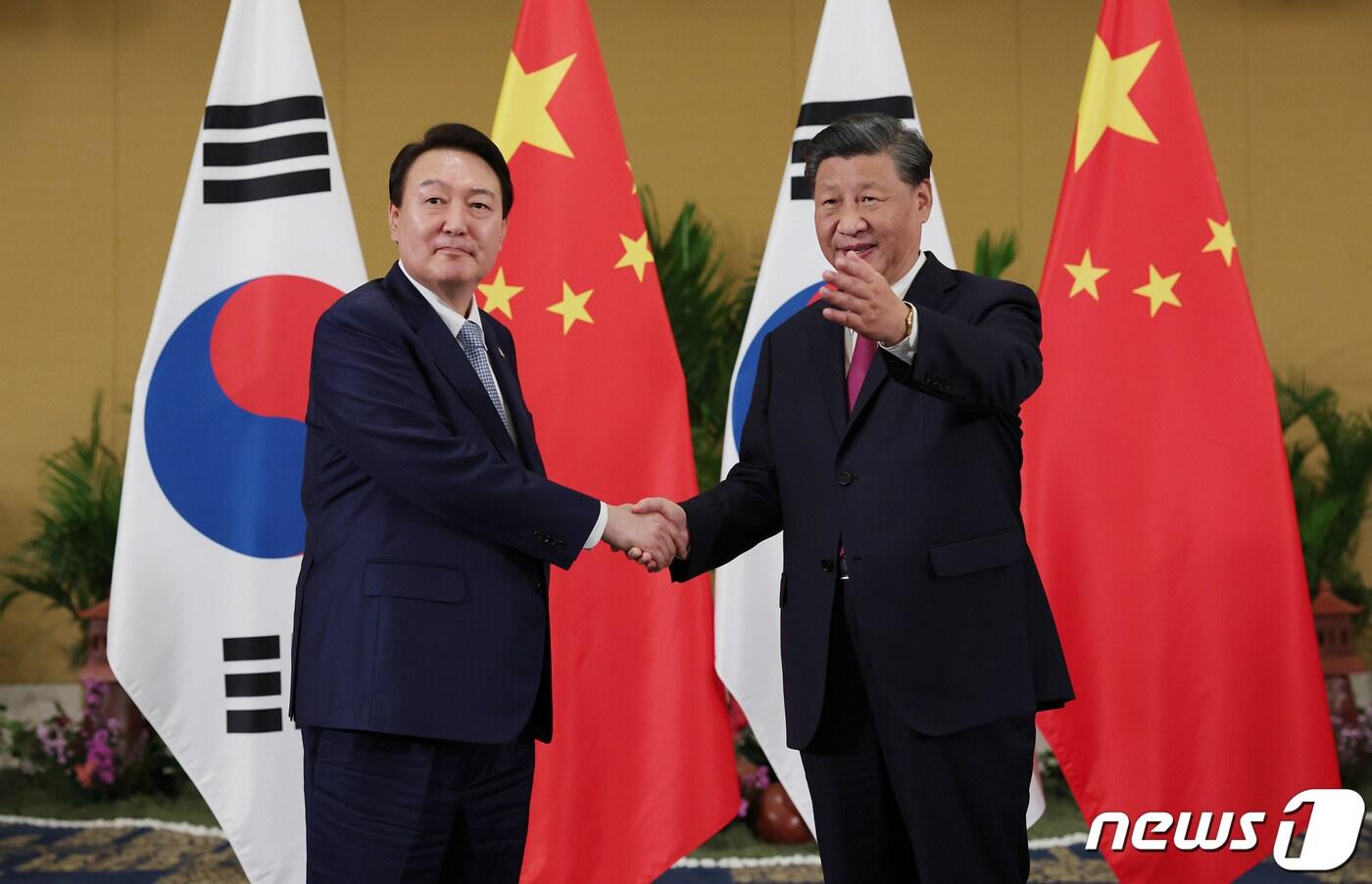 본문 이미지 - 윤석열 대통령(왼쪽)과 시진핑 중국 국가주석. (대통령실 제공) 2022.11.16/뉴스1 ⓒ News1 오대일 기자