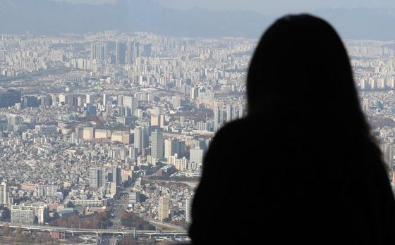 본문 이미지 - 서울 시내 아파트 모습. 2022.11.20/뉴스1 ⓒ News1 김진환 기자