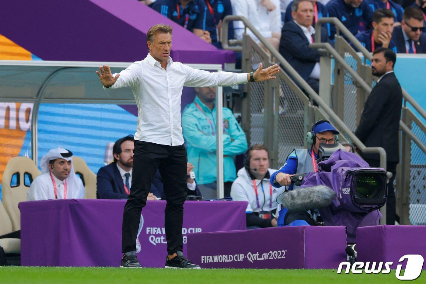 본문 이미지 - 사우디아라비아의 에르베 레나르 감독. ⓒ AFP=뉴스1