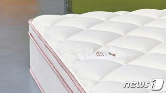 본문 이미지 - N32 폼 매트리스 레귤러 타입. (시몬스 홈페이지 갈무리)