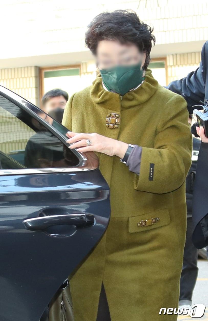 본문 이미지 -  윤석열 전 대통령 장모 최은순 씨/뉴스1 ⓒ News1 권현진 기자