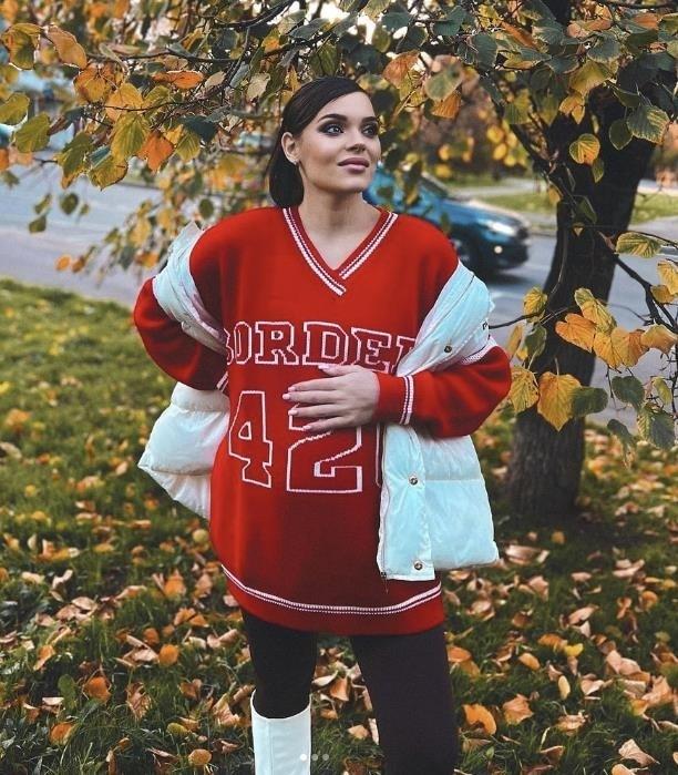 본문 이미지 - 출산 소식을 알린 소트니코바 (소트니코바 SNS)