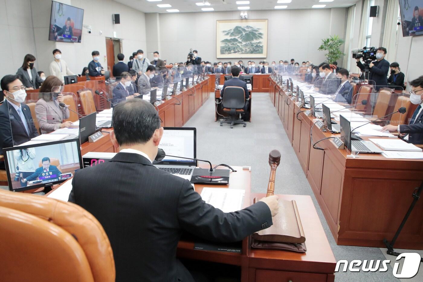 본문 이미지 - 9일 서울 여의도 국회에서 운영위원회 전체회의가 진행되고 있다. 2022.11.9/뉴스1 ⓒ News1 조태형 기자