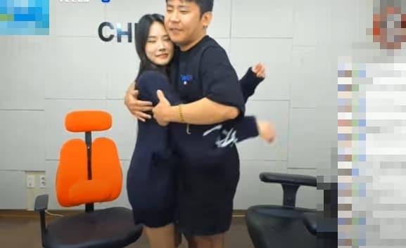 본문 이미지 - BJ 철구 유튜브 채널 영상 갈무리