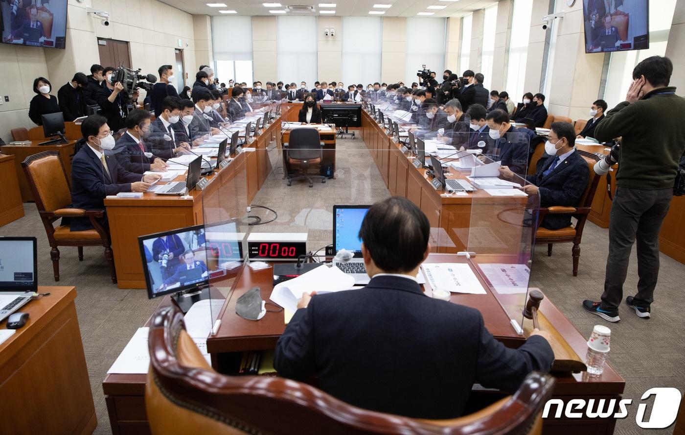본문 이미지 - 국회 행정안전위원회 전체회의(자료사진) 2022.12.1/뉴스1 ⓒ News1 이재명 기자