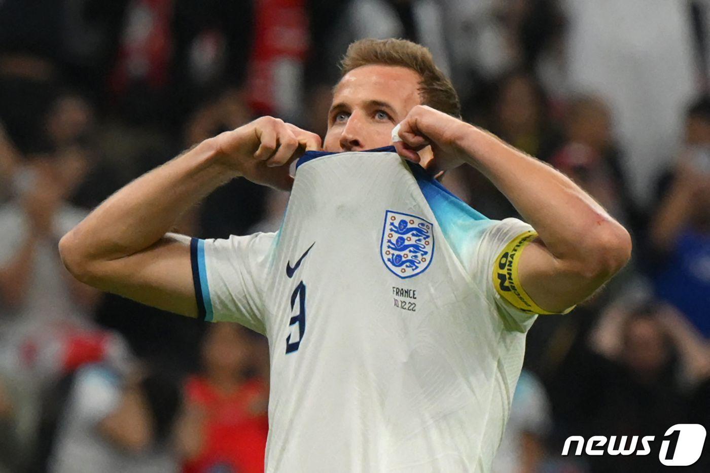 프랑스와의 월드컵 8강전에서 페널티킥을 실축한 해리 케인 ⓒ AFP=뉴스1