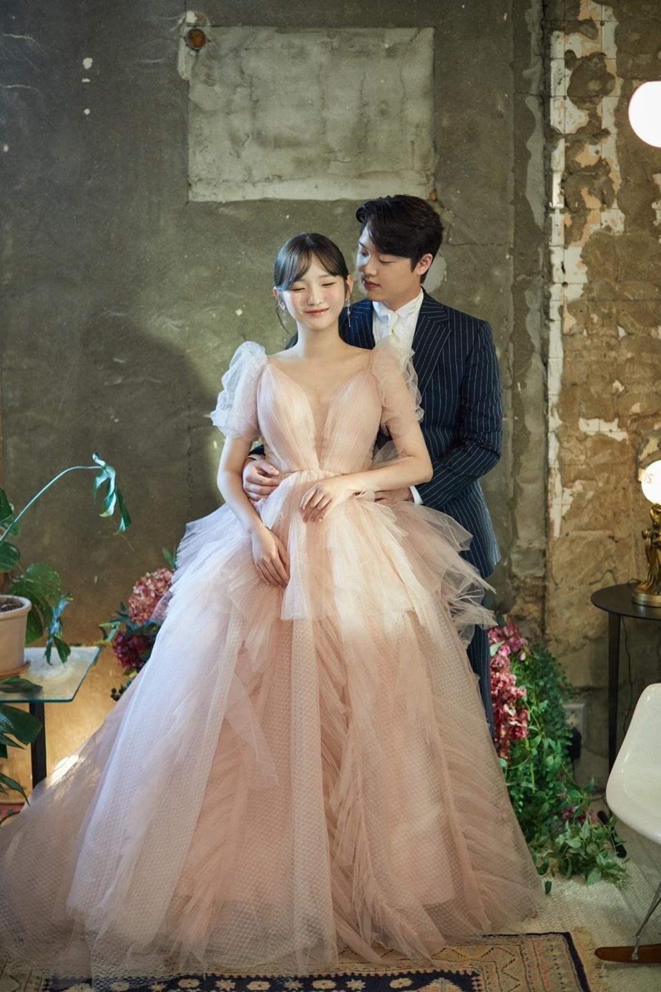 본문 이미지 - 두산 투수 박치국이 결혼한다.(두산 베어스 제공)