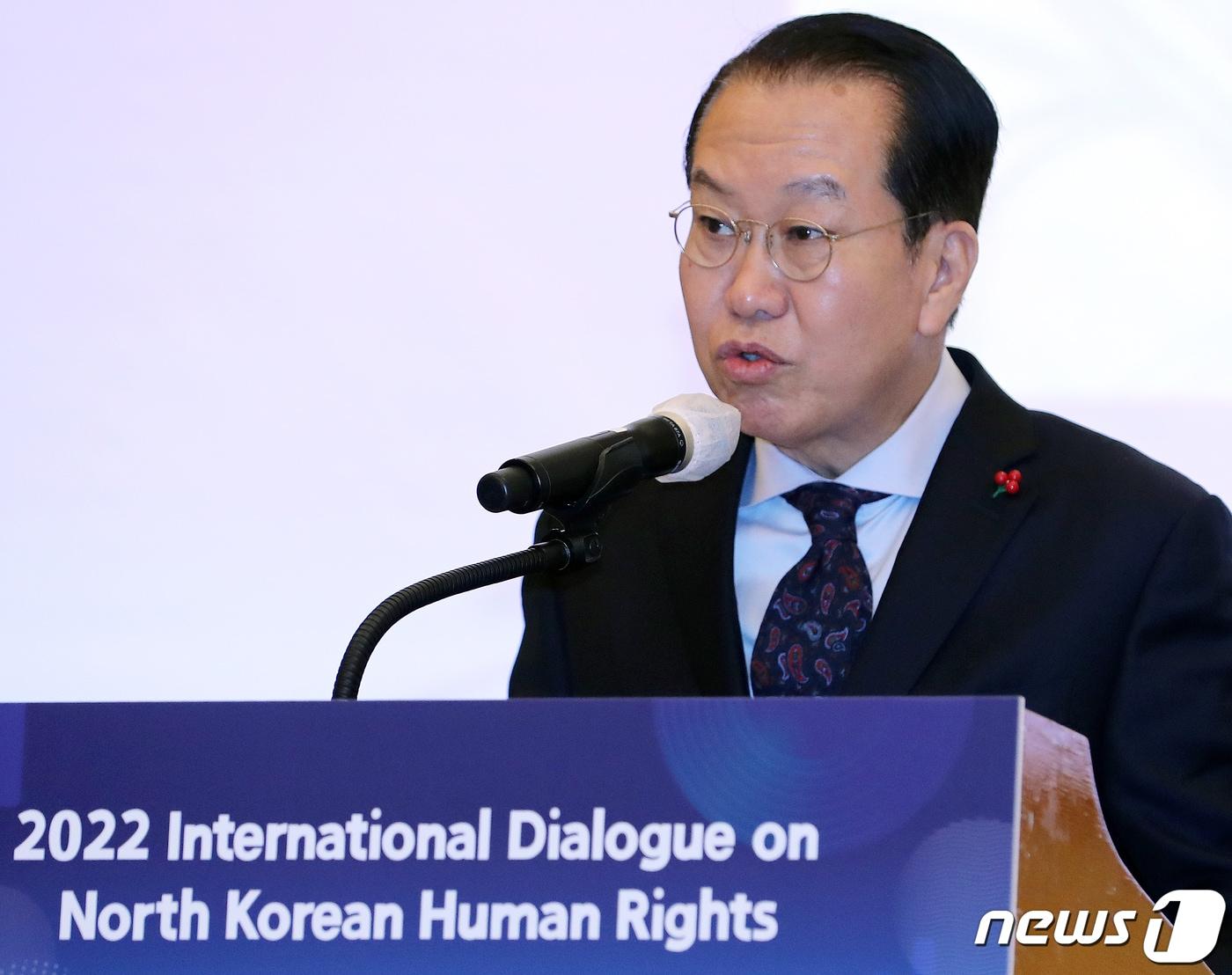 본문 이미지 - 권영세 통일부 장관이 14일 오전 서울 서대문구 스위스 그랜드호텔에서 열린 '북한인권 국제대화'에서 개회사를 하고 있다. 2022.12.14/뉴스1 ⓒ News1 김진환 기자