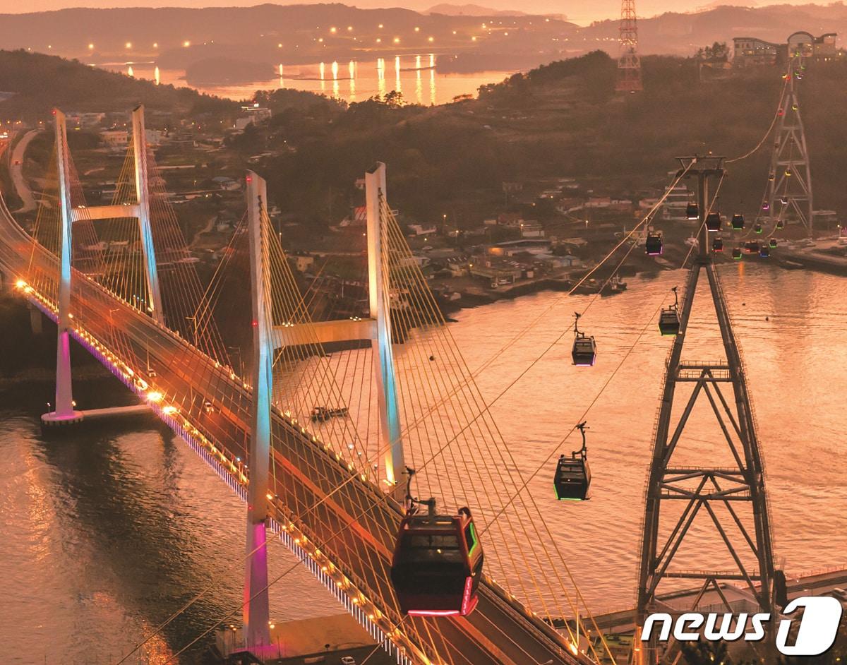 본문 이미지 - 여수해상케이블카 전경. 뉴스1 DB ⓒ News1
