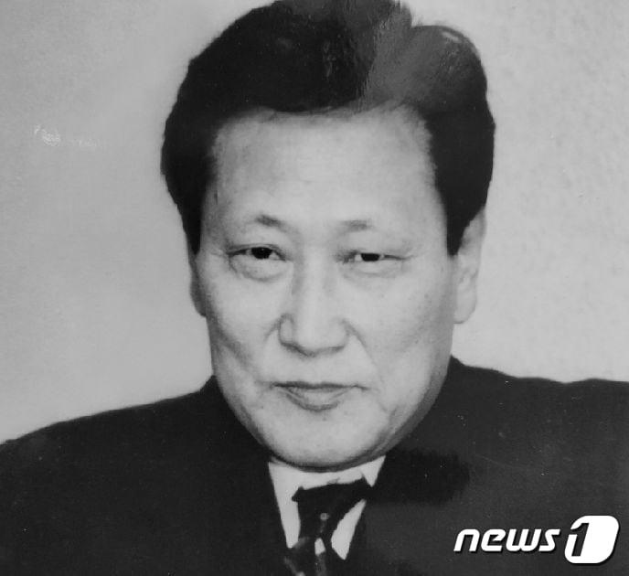 본문 이미지 - 김성옥 전(前) 극단 신협 대표