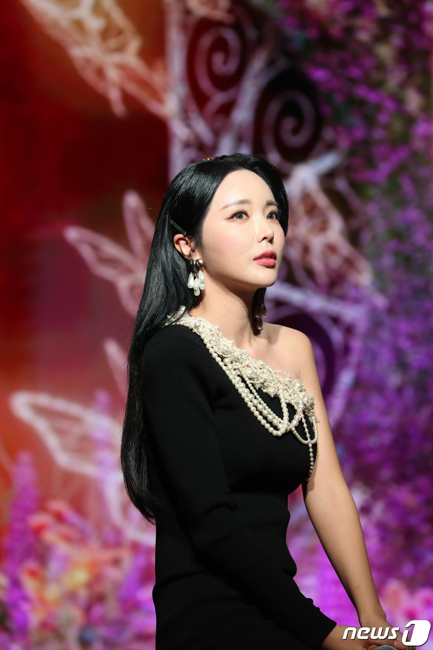 본문 이미지 - 가수 홍진영 2022.12.2./뉴스1 ⓒ News1 권현진 기자