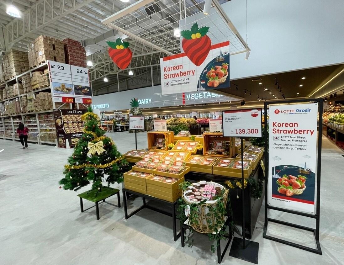 본문 이미지 - 롯데마트, 인도네시아 50번째 점포 '세르퐁점' 오픈.(롯데마트 제공)