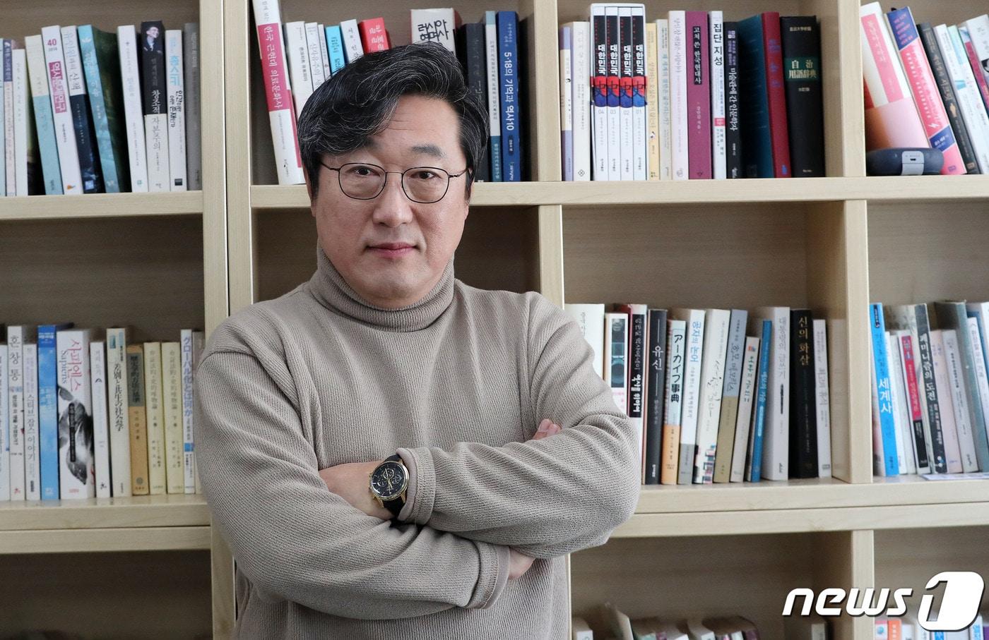 본문 이미지 - 김익한 명지대 명예교수 인터뷰. 2022.12.28/뉴스1 ⓒ News1 박세연 기자