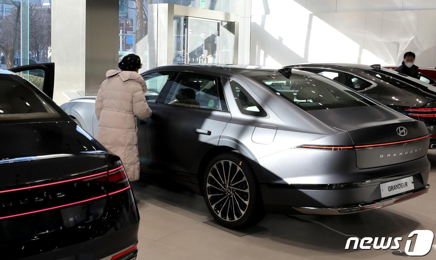 서울 중구에 위치한 현대자동차 판매지점의 모습. ⓒ News1 장수영 기자