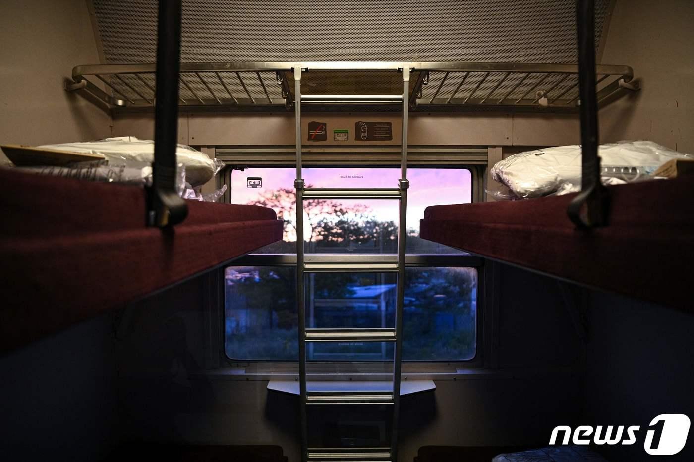 2021년 5월, 4년 만에 운행이 재개된 프랑스 파리와 니스를 오가는 야간 침대열차의 내부 모습이다. 2021.5.20. ⓒ AFP=뉴스1 ⓒ News1 김성식 기자