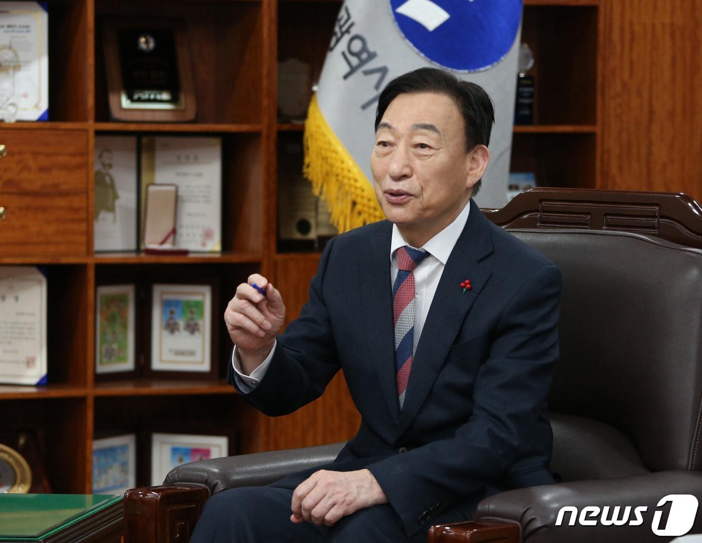 본문 이미지 - 설동호 대전시교육감이 2023년 대전교육 발전에 관한 구상을 밝히고 있다. (대전시교육청 제공) /뉴스1