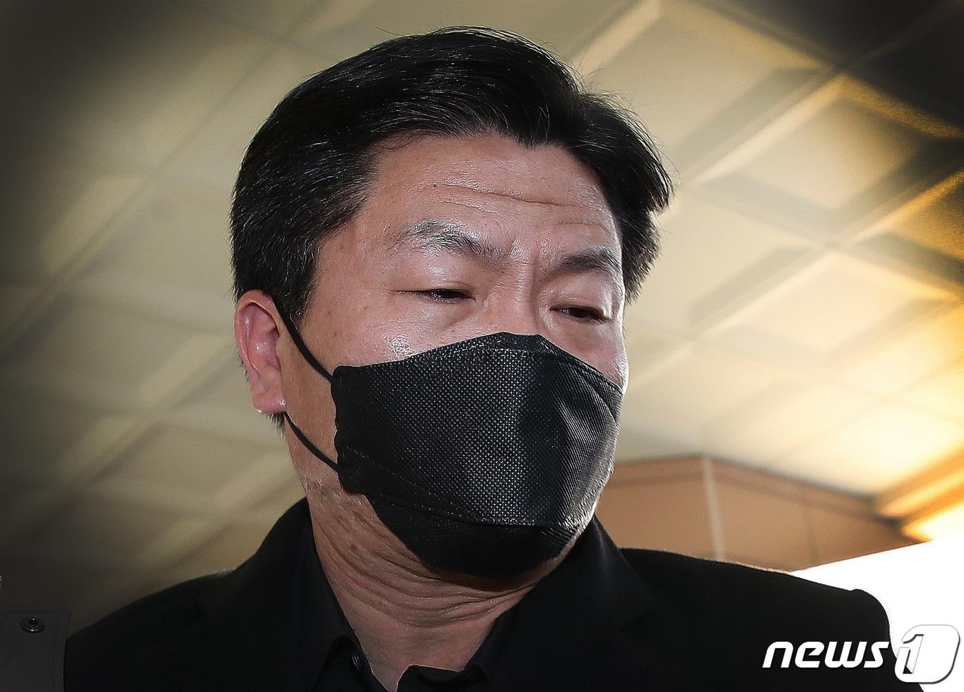 본문 이미지 - 지난해 10월29일 &#39;이태원 참사&#39; 당시 상황 보고서에 적힌 이임재 전 용산경찰서장의 도착 시간이 현장 근무자 인식과 달랐다는 증언이 나왔다. 2022.12.5/뉴스1 ⓒ News1 임세영 기자