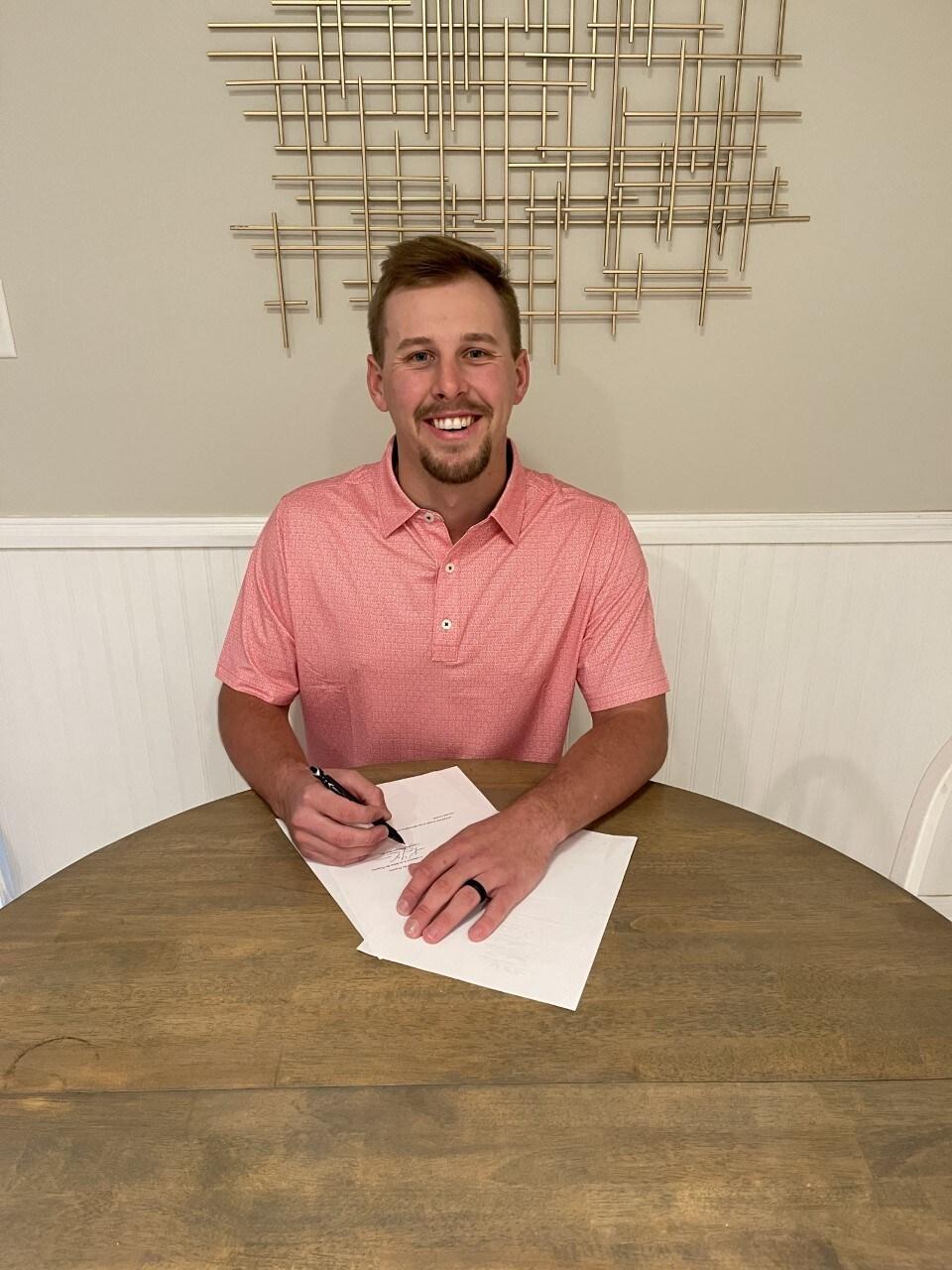 본문 이미지 - SSG 랜더스의 새 외국인 투수 커크 맥카티.(SSG 랜더스 제공)