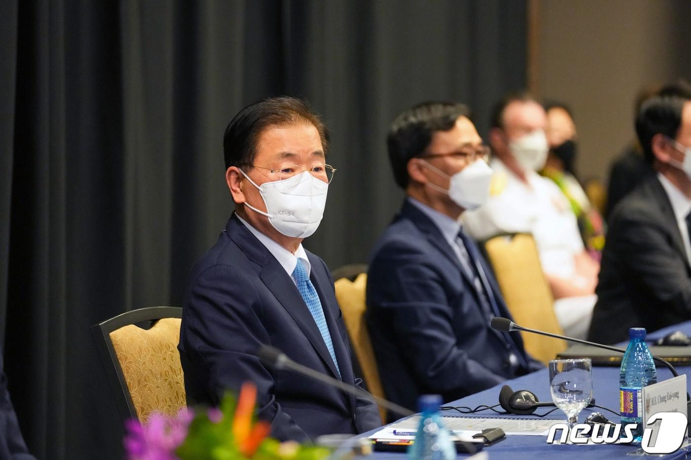 정의용 외교부 장관이 12일(현지시간) 미국 하와이 아태안보연구소에서 열린 한미일 외교장관 3자 회담에 참석하고 있다. (외교부 제공) 2022.2.13/뉴스1