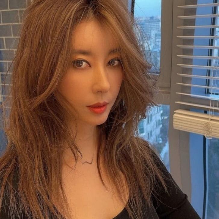 본문 이미지 - 김완선 인스타그램 ⓒ 뉴스1