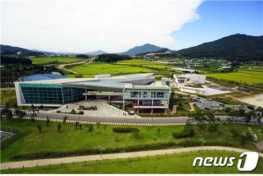 본문 이미지 - 강화 역사박물관 전경.(인천시 제공)ⓒ 뉴스1