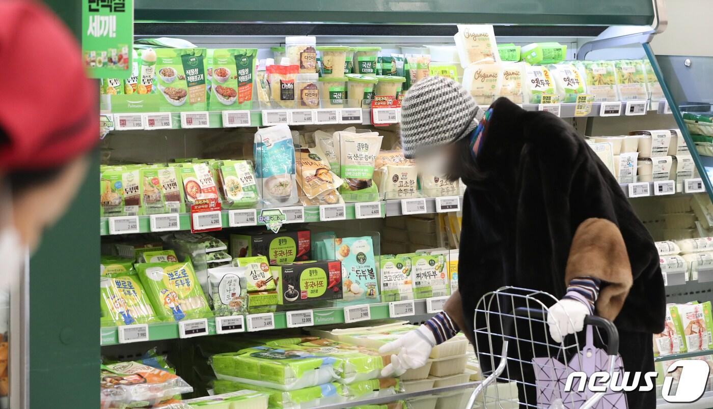 서울 시내의 한 대형마트에 진열된 두부./뉴스1 ⓒ News1 허경 기자