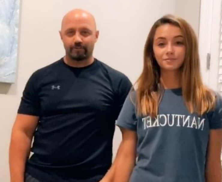 본문 이미지 - 에바 마주리와 그의 아빠 로버트. (틱톡 갈무리) ⓒ 뉴스1