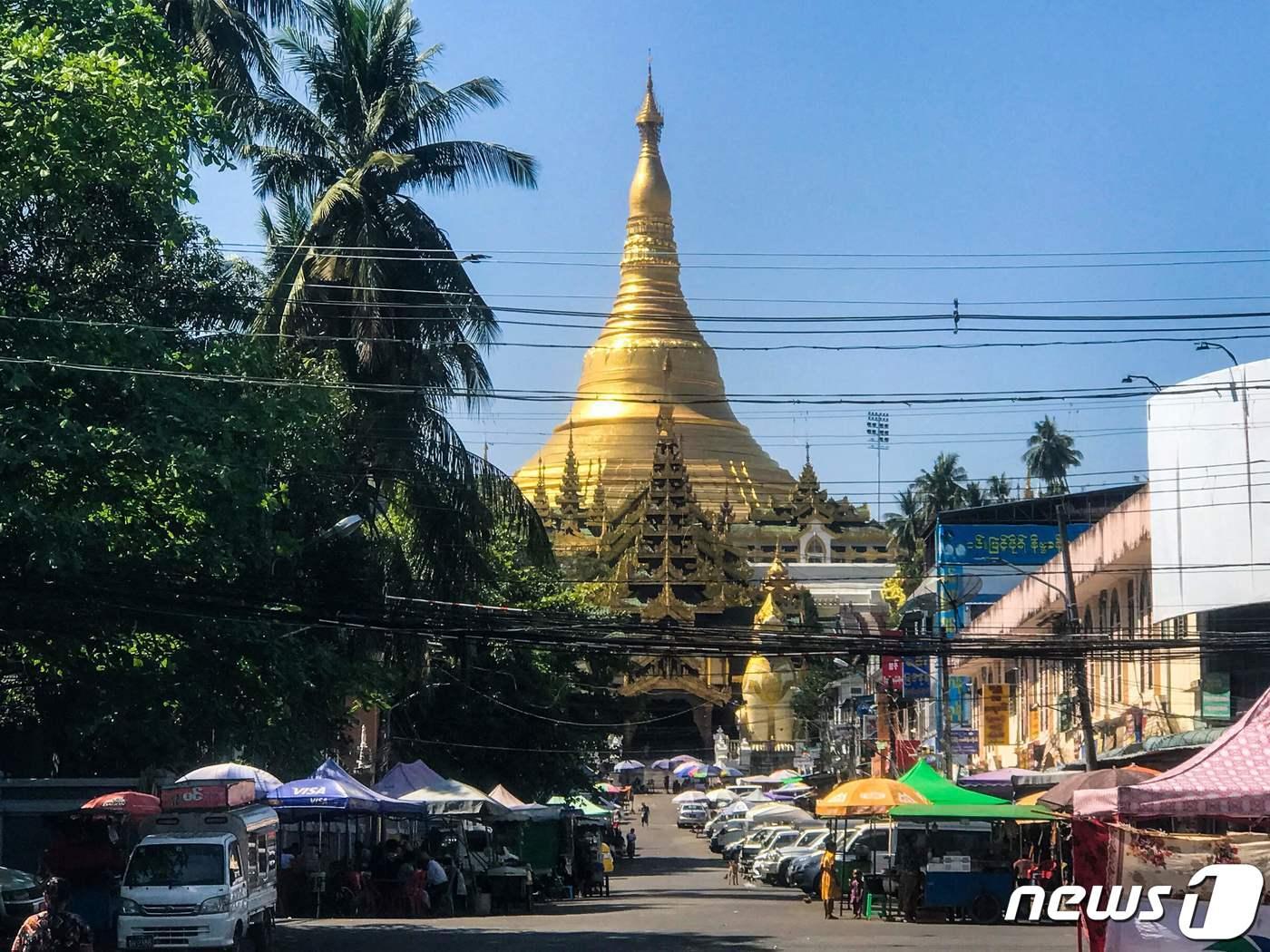 본문 이미지 - 미얀마 최대 도시 양곤의 모습. ⓒ AFP=뉴스1 ⓒ News1 원태성 기자