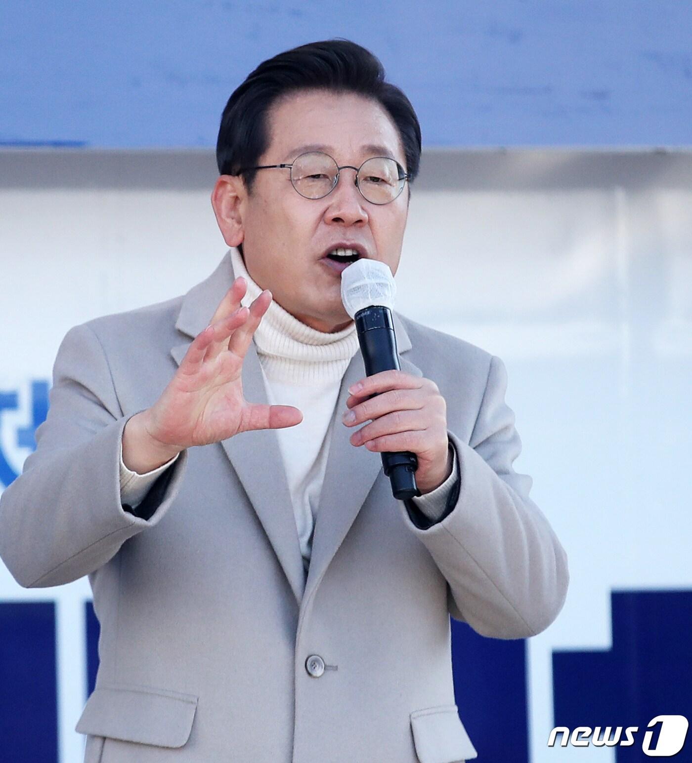 본문 이미지 - 이재명 더불어민주당 대선 후보 2022.2.23/뉴스1 ⓒ News1 오대일 기자