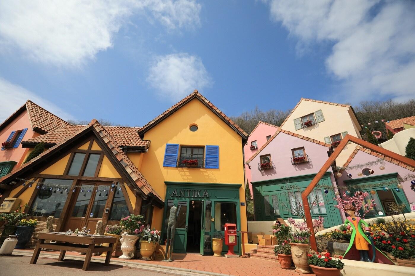 쁘띠프랑스 & 이탈리아마을 피노키오와 다빈치